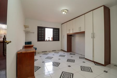 Casa para alugar com 160m², 3 quartos e 3 vagasSuíte 2