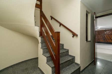 Casa para alugar com 160m², 3 quartos e 3 vagasEscanda para os quartos