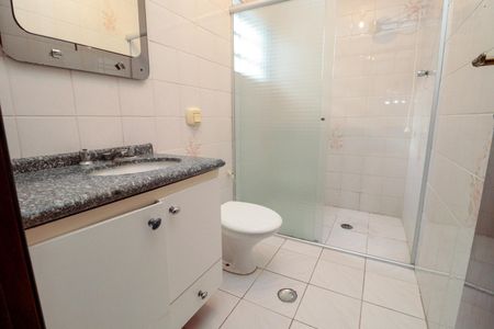 Casa para alugar com 160m², 3 quartos e 3 vagasBanheiro da Suíte 1