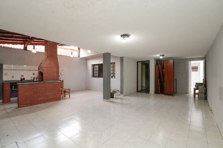 Casa para alugar com 160m², 3 quartos e 3 vagasGaragem