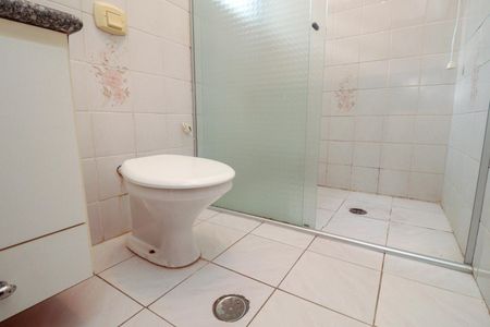 Casa para alugar com 160m², 3 quartos e 3 vagasBanheiro da Suíte 1