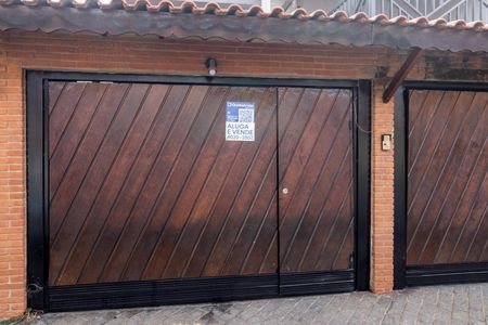 Casa para alugar com 160m², 3 quartos e 3 vagasFachada