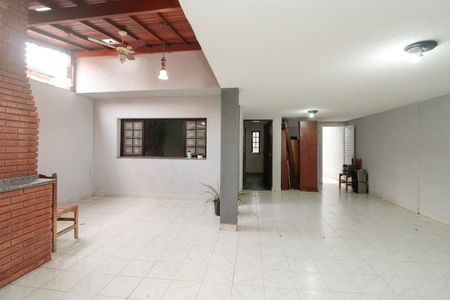 Casa para alugar com 160m², 3 quartos e 3 vagasGaragem