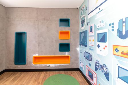 Apartamento à venda com 36m², 2 quartos e sem vaga Apartamento à venda com 36m², 2 quartos e sem vagaSala de Jogos