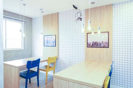 Apartamento à venda com 36m², 2 quartos e sem vaga Apartamento à venda com 36m², 2 quartos e sem vagaSala de Estudos
