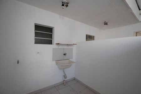 Casa para alugar com 36m², 1 quarto e sem vagaÁrea de Serviço