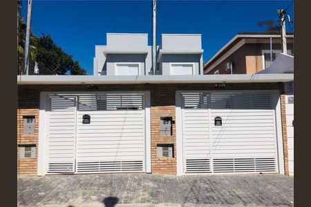 Casa à venda com 113m², 2 quartos e 2 vagas
