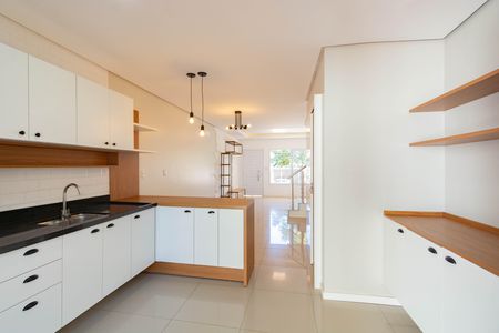 Casa à venda com 101m², 2 quartos e 1 vaga
