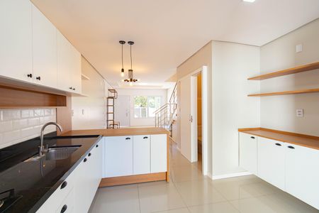 Casa à venda com 101m², 2 quartos e 1 vaga