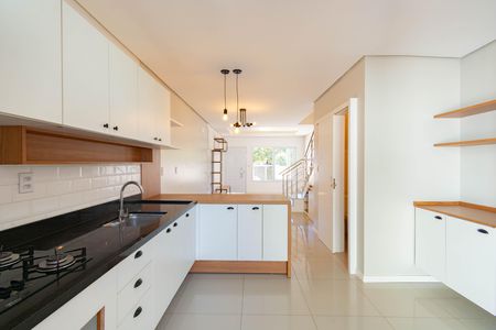 Casa à venda com 101m², 2 quartos e 1 vaga