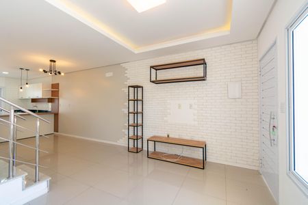 Casa à venda com 2 quartos, 101m² em São José, Canoas