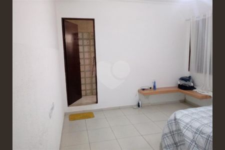 Casa à venda com 3 quartos, 200m² em Parque Grajau, São Paulo