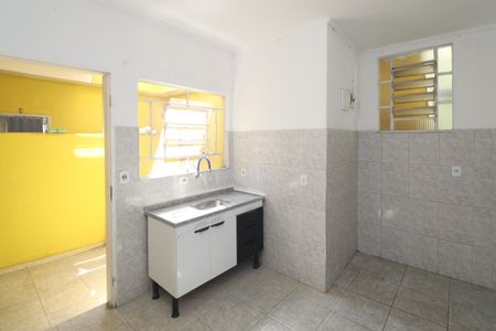 Cozinha  de casa para alugar com 1 quarto, 40m² em Jardim Brasil (zona Norte), São Paulo