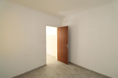 Casa para alugar com 40m², 1 quarto e sem vaga Casa para alugar com 40m², 1 quarto e sem vagaSala/Quarto