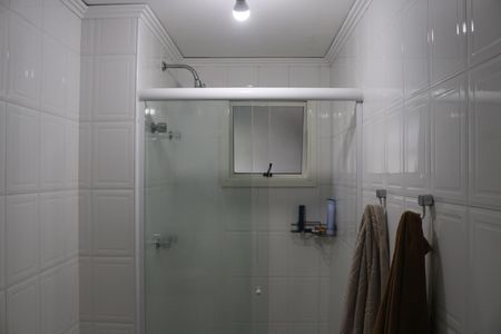 Banheiro 1 de apartamento para alugar com 4 quartos, 132m² em Vila Ipojuca, São Paulo