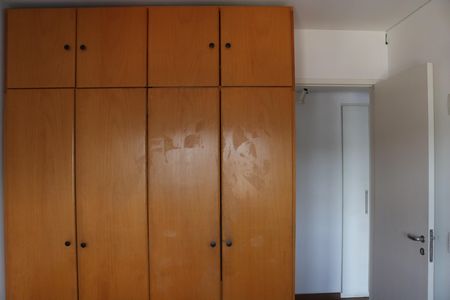 Apartamento para alugar com 132m², 4 quartos e 2 vagasQuarto 2