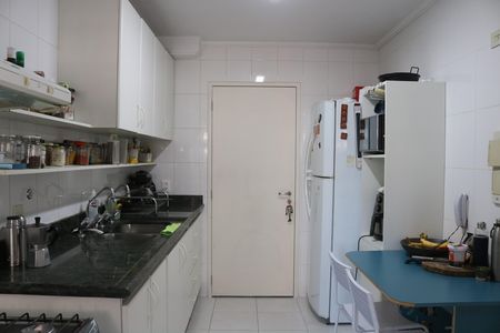 Apartamento para alugar com 132m², 4 quartos e 2 vagasCozinha
