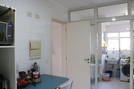 Apartamento para alugar com 132m², 4 quartos e 2 vagasCozinha