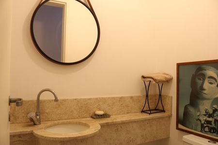 Apartamento para alugar com 132m², 4 quartos e 2 vagasLavabo