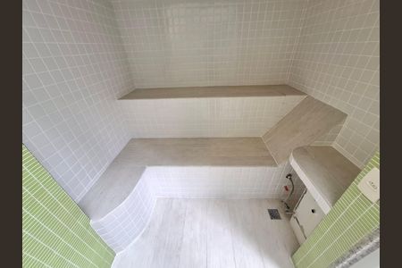 Casa à venda com 325m², 5 quartos e 2 vagas Casa à venda com 325m², 5 quartos e 2 vagasSauna