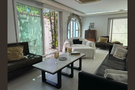 Sala de casa à venda com 5 quartos, 325m² em Urca, Rio de Janeiro