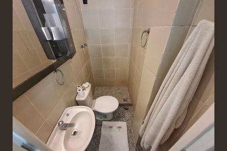 Casa à venda com 325m², 5 quartos e 2 vagas Casa à venda com 325m², 5 quartos e 2 vagasÁrea de serviço