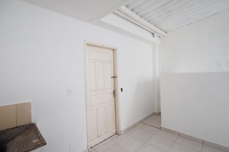 Casa para alugar com 38m², 1 quarto e sem vagaÁrea de Serviço