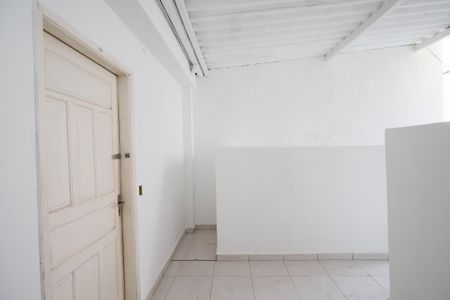 Casa para alugar com 38m², 1 quarto e sem vagaÁrea de Serviço