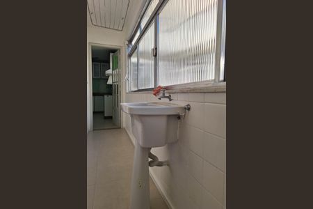 Apartamento para alugar com 75m², 2 quartos e 1 vagaÁrea de Serviço