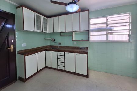 Apartamento para alugar com 75m², 2 quartos e 1 vagaCozinha