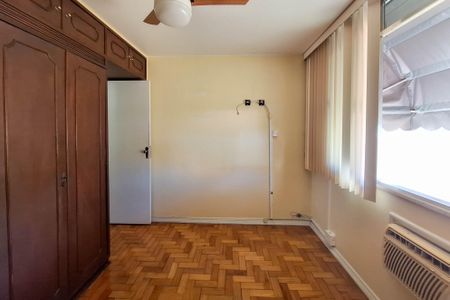 Apartamento para alugar com 75m², 2 quartos e 1 vagaQuarto 1