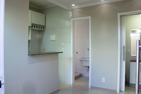 Casa de condomínio para alugar com 70m², 1 quarto e 1 vagaSala/Cozinha