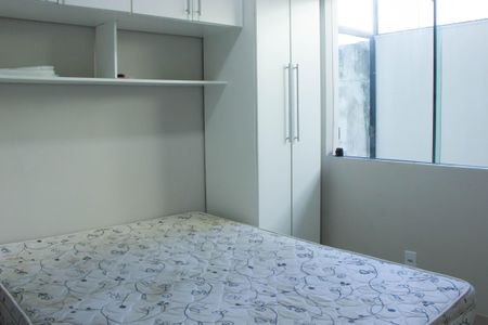 Quarto de casa de condomínio para alugar com 1 quarto, 70m² em Jardim Excelcior, Cabo Frio