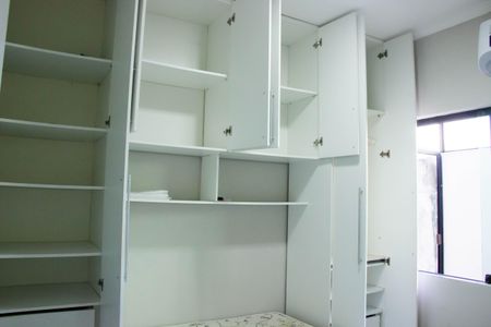 Casa de condomínio para alugar com 70m², 1 quarto e 1 vagaQuarto
