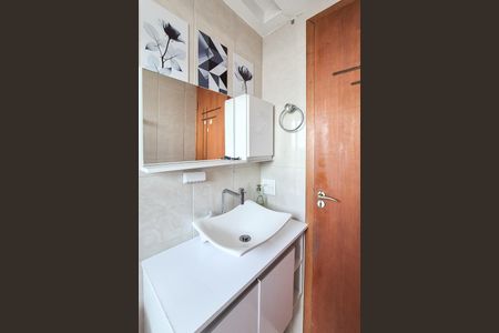 Apartamento para alugar com 57m², 2 quartos e 1 vagaBanheiro Social
