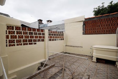 Casa para alugar com 99m², 2 quartos e 1 vagaTerraço