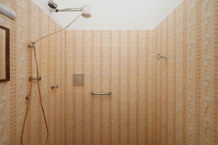 Banheiro 1 de casa para alugar com 2 quartos, 99m² em Vila Constança, São Paulo