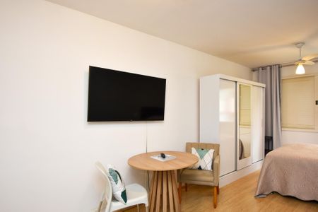Studio para alugar com 29m², 1 quarto e 1 vaga Studio para alugar com 29m², 1 quarto e 1 vagasala de estar e jantar