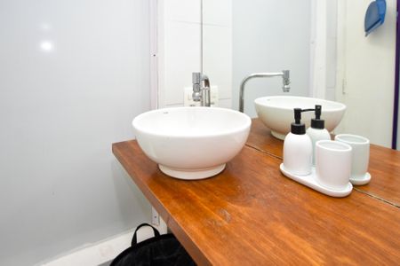 banheiro de kitnet/studio à venda com 1 quarto, 29m² em Jardim Paulista, São Paulo