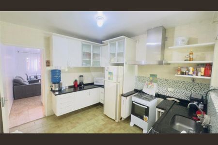 Casa à venda com 140m², 5 quartos e 2 vagas