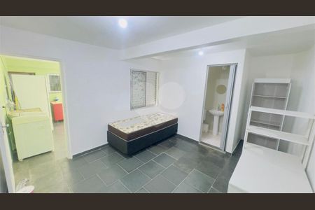 Casa à venda com 140m², 5 quartos e 2 vagas