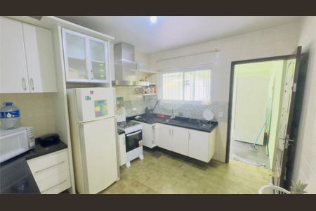 Casa à venda com 140m², 5 quartos e 2 vagas
