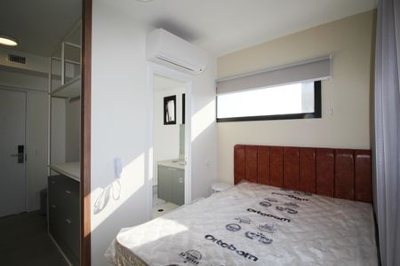 Suíte  de kitnet/studio para alugar com 1 quarto, 30m² em Indianópolis, São Paulo