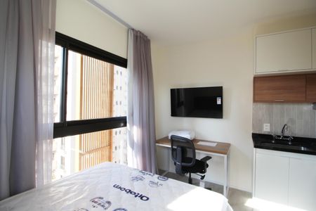 Suíte  de kitnet/studio para alugar com 1 quarto, 30m² em Indianópolis, São Paulo