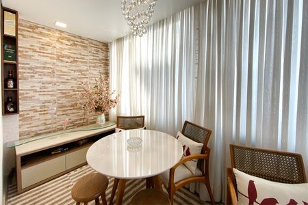 Apartamento à venda com 75m², 3 quartos e 2 vagasVaranda da Sala