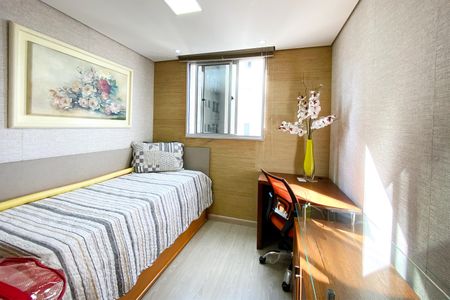Apartamento à venda com 75m², 3 quartos e 2 vagasQuarto 2