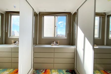 Apartamento à venda com 75m², 3 quartos e 2 vagasQuarto 3