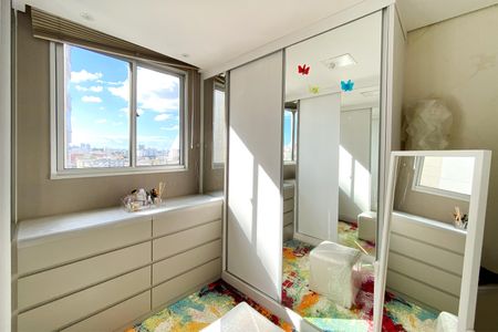 Apartamento à venda com 75m², 3 quartos e 2 vagasQuarto 3