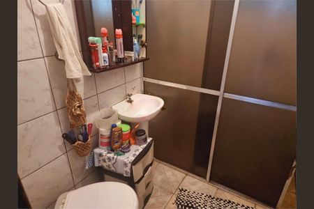 Casa à venda com 3 quartos, 300m² em Jardim Regis, São Paulo