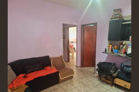 Casa à venda com 3 quartos, 300m² em Jardim Regis, São Paulo